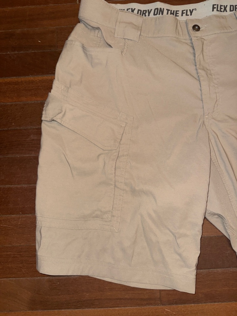 Duluth Trading Co Beige Cargo Shorts - Picture 4 of 10